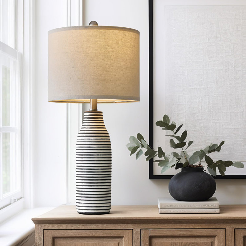 Lampe de table en céramique pour salon et chambre à coucher, lampe de table de chevet moderne avec interrupteur rotatif, conception artistique, peu encombrante
