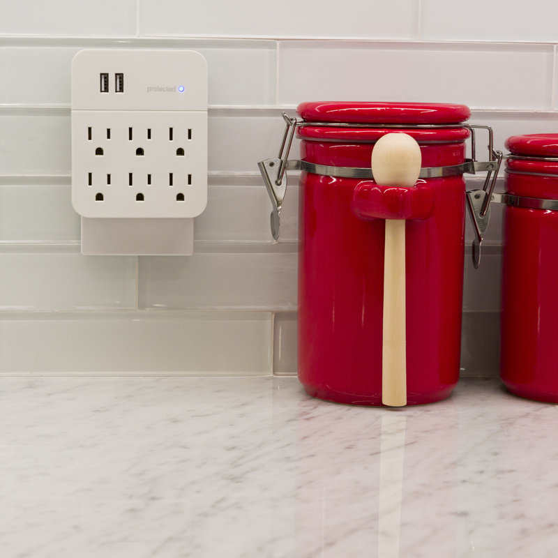 1000 Tamper Resistant Combination Outlet