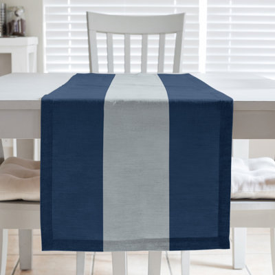 Seattle Table Runner – Durable, Fade-Resistant, and Machine Washable in Team-Inspired Colors