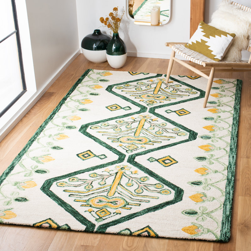 Sundon Hand Tufted Wool Southwestern Rug, Rectangle 5' x 8'