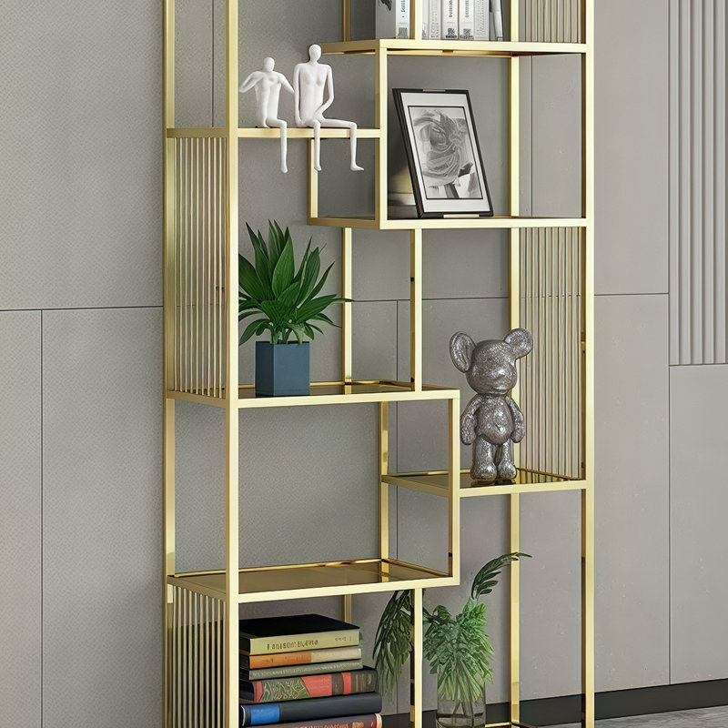 Une bibliothèque au design minimaliste, (7 tablettes) H 78,7 po x l 31,4 po x P 11,8 po, Doré