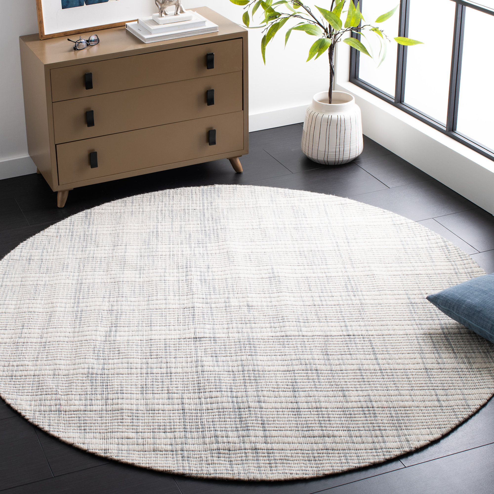 Hoxton Handmade Rug, Round 6'