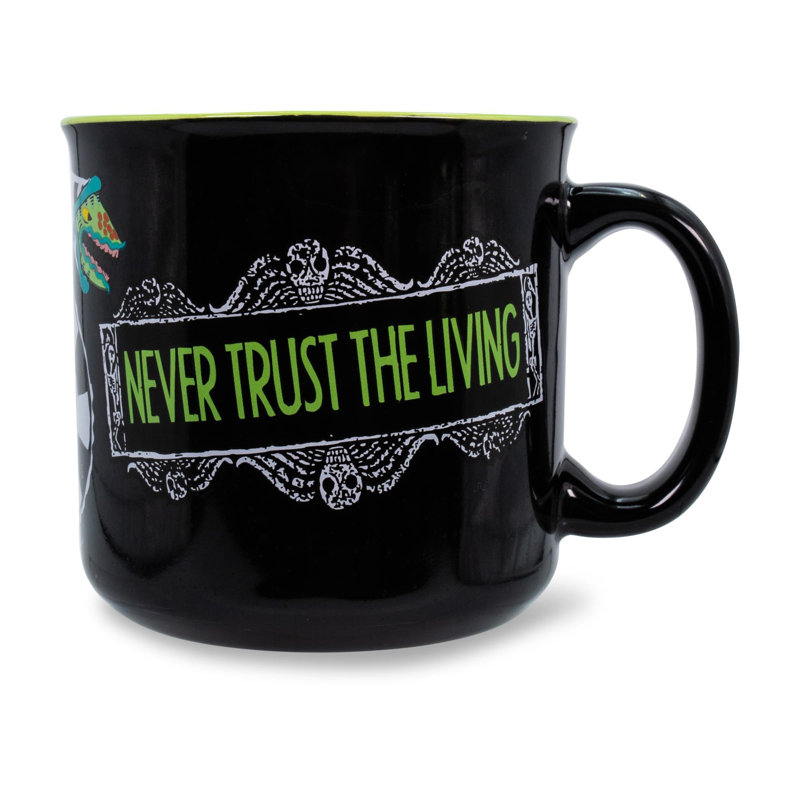 Tasse de camping en céramique Beetlejuice «Never Trust The Living» | Peut contenir 20 onces