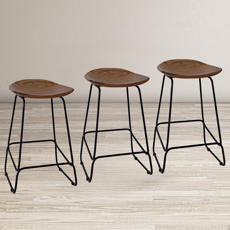 Tabouret court en bois massif de 23 po Mcmurry, Châtaignier