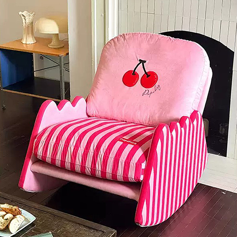 Chaise berçante élégante et confortable