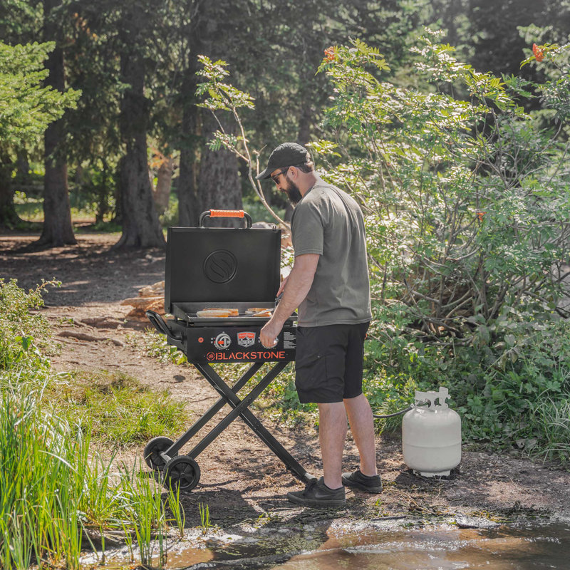 Blackstone On The Go 2-Burner 22" Flexfold Griddle