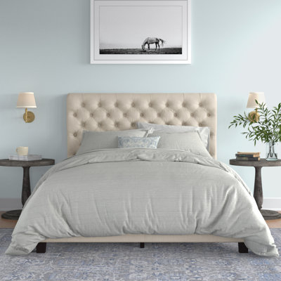 Kaster Upholstered Sleigh Bed