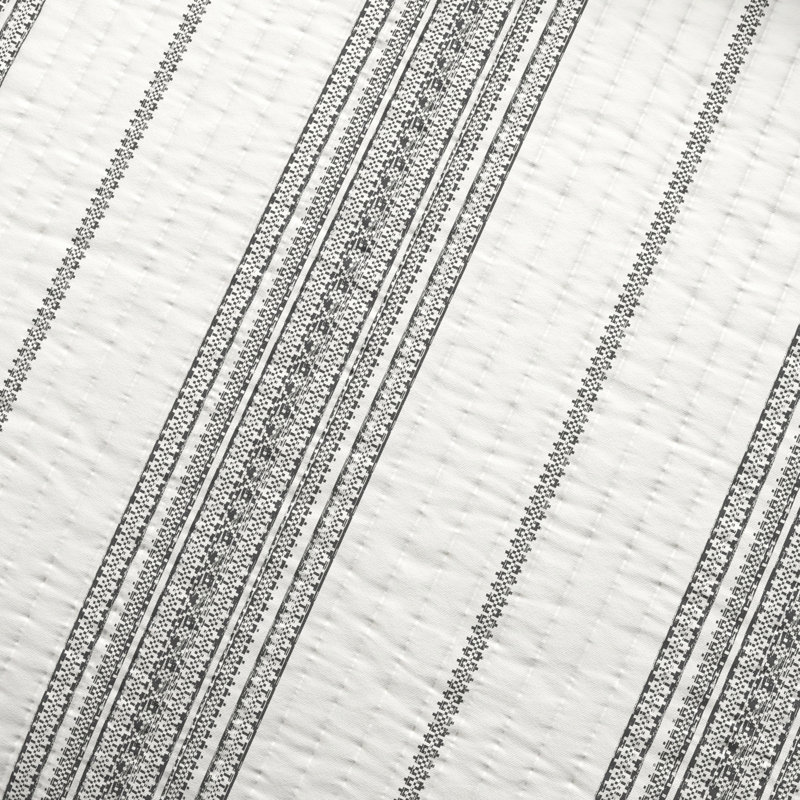 Striped Farmhouse Reversible Quilt Set with Shams, King Quilt + 2 King Shams, White / Gray