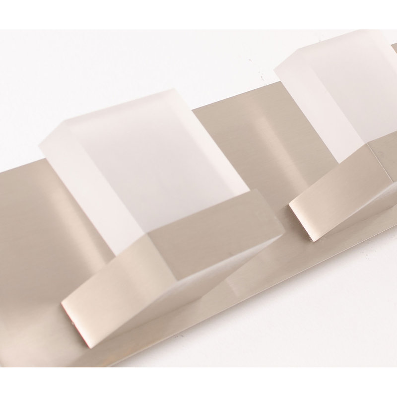AFX ARLV250418L35D1SN Arlo Applique murale à DEL à 3 lumières de 63,5 cm (25 po), nickel satiné, 3500 K, 120 V