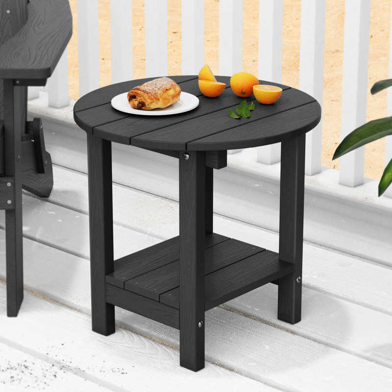 Table d'appoint extérieure en plastique / résine surdimensionnée 17,5 po Sweetgrove, Noir