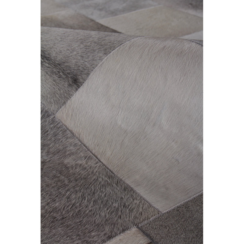 Natural Hide Cowhide Geometric Area Rug, Rectangle 5' x 8'