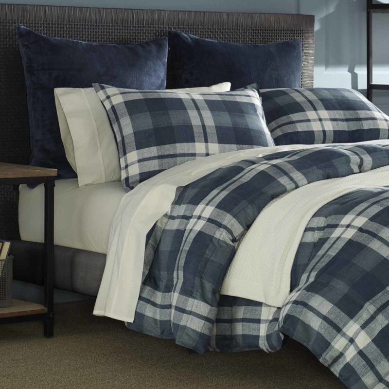 Nautica Crossview Plaid Microsuede Comforter Set, Twin XL Comforter + 1 Standard Sham, Blue