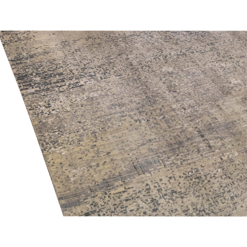 Hand Knotted Area Rug in Multi