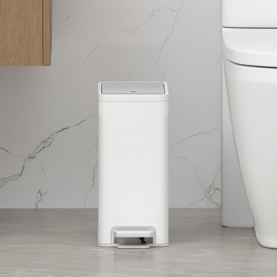 Petite poubelle de salle de bain avec couvercle EKO