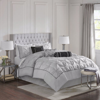 Ensemble d'édredon touffeté 7 pièces grand gris