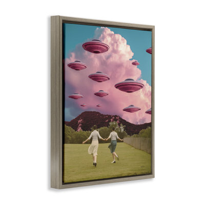 "Pick Me Alien Invasion", art mural encadré par Mary Urban