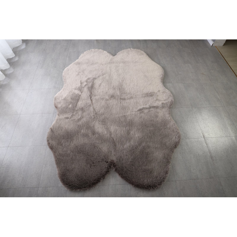 Tapis taupe Mane