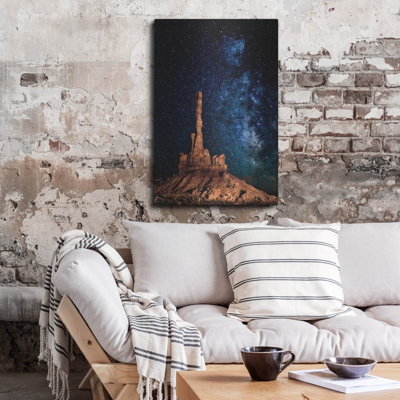  «A Totem Pole Night Sky» par David Drost, art mural en métal, 24 po x 36 po