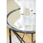 D17x26,5 Table d'appoint Gilbert avec finition noire patinée et plateau en verre, parfaite pour un décor moderne et polyvalent.