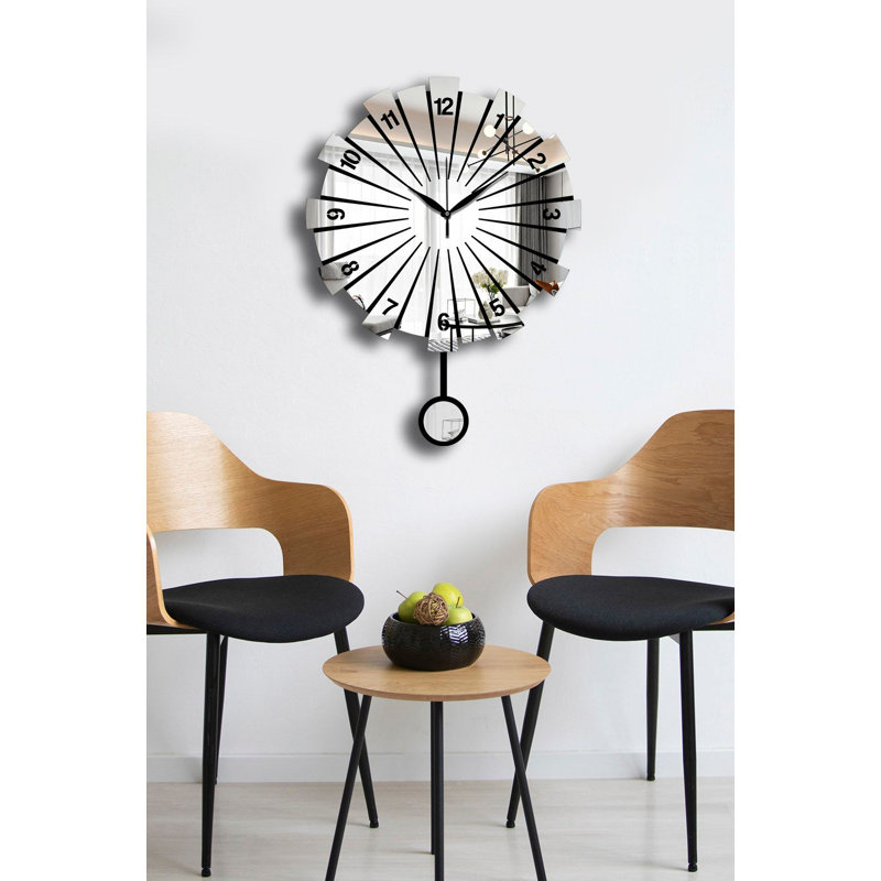 Horloge murale élégante Elegant, argent, 15,4 po x 19,7 po | Fabrication durable en panneau de fibres à densité moyenne et en acrylique, épaisseur: 0,1 pouce | Design moderne pour le salon, la cuisine ou le bureau | Décoration élégante