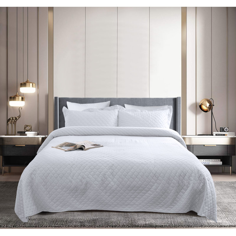 Basics Polyester Quilted Quilt, Twin Quilt + 1 Standard Sham, White