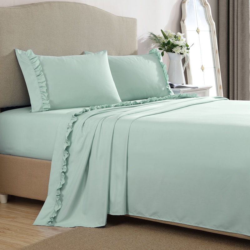 Swift Home Ruffle Hem 4-Piece Ultra-Soft Microfiber Sheet Set - Farmhouse, Shabby Chic, Feminine - Fits Mattress up to 14" Thick - Peach Fuzz, Durable, Easy Care