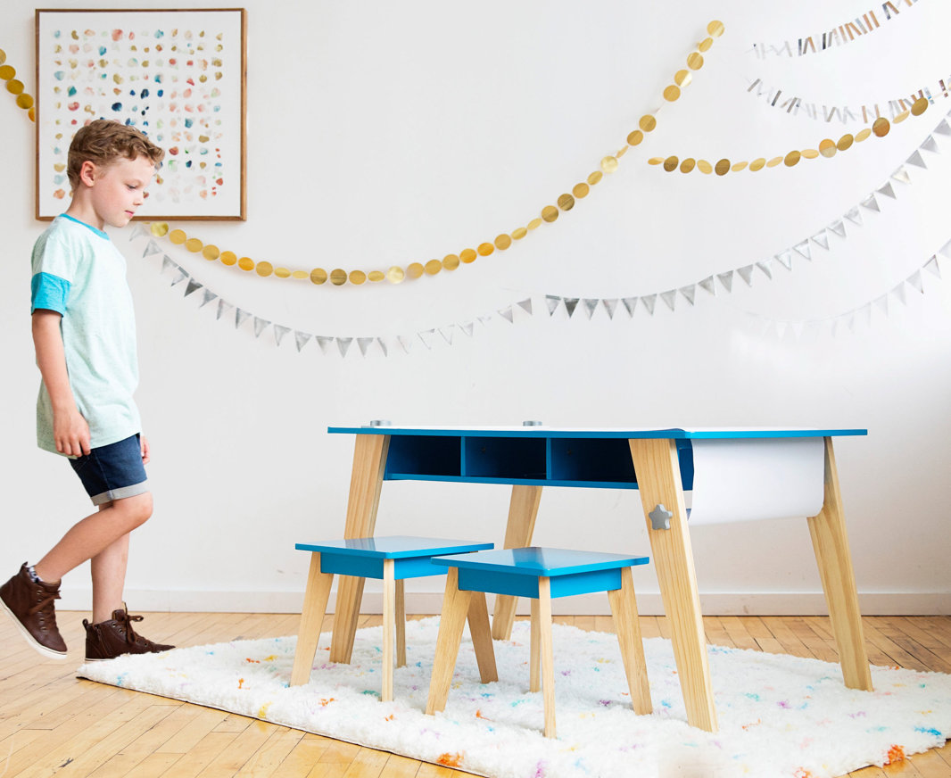 Art Table & Chair Set