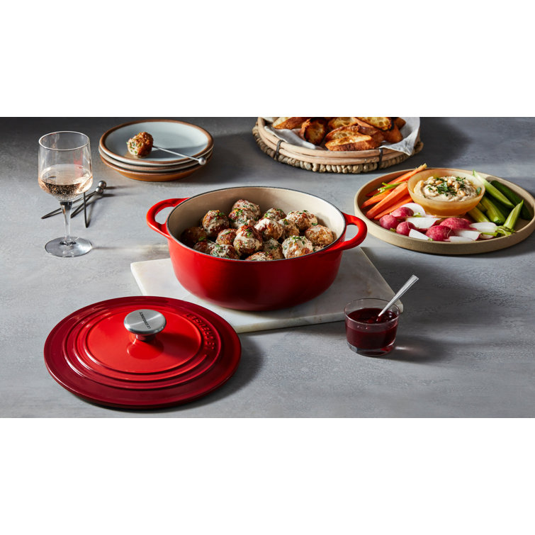 https://assets.wfcdn.com/im/17138681/resize-h755-w755%5Ecompr-r85/2318/231894199/Le+Creuset+Signature+Enameled+Cast+Iron+2.75+Qt+Shallow+Round+Dutch+Oven+with+Lid.jpg