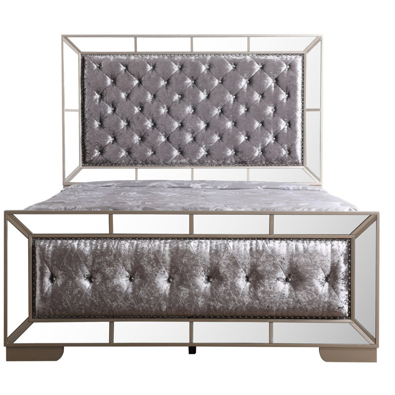 Lit double chic champagne argenté, H 64 po x l 60 po x P 87 po, et enchanteur pour chambre à coucher de style moderne avec finition