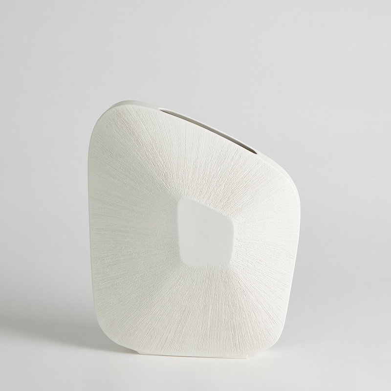 Vase de table en céramique, Blanc mat, H 17 po x l 14 po x P 5 po