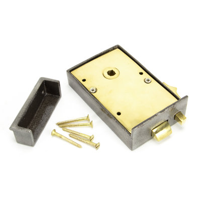 Bathroom Latch Iron