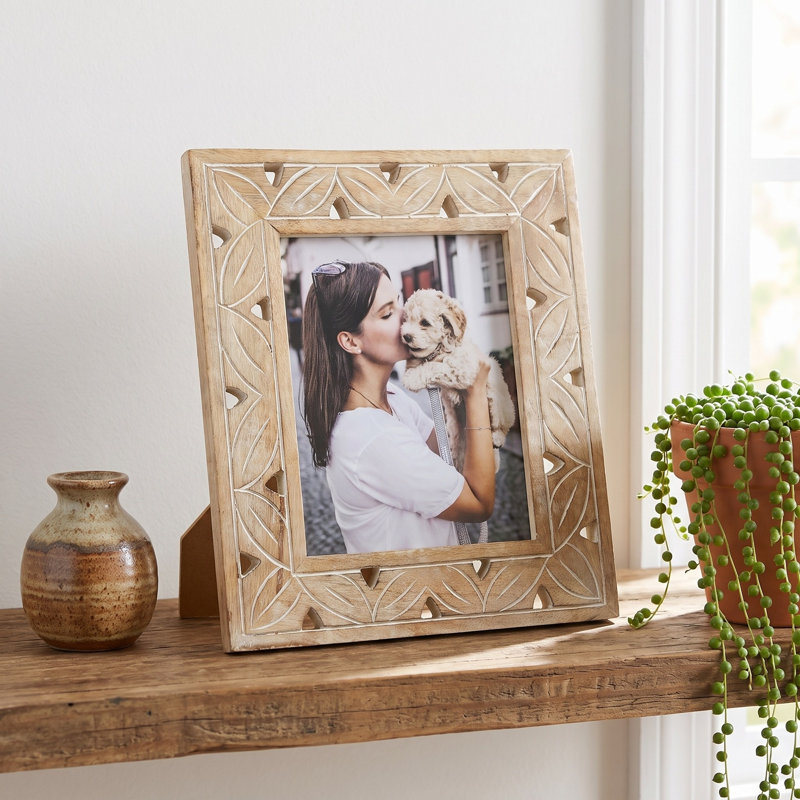 Leon Chip Carved Wood Photo Frame in Brown for 8" x 10", 5" x 7", and 4" x 6" Photos, 8" x 10"