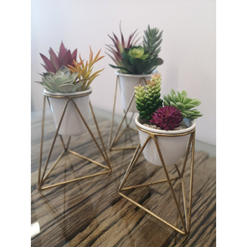 Viola Metal Planter