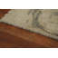 Tapis moderne et artistique 4 x 6 aux teintes subtiles et aux inspirations géométriques