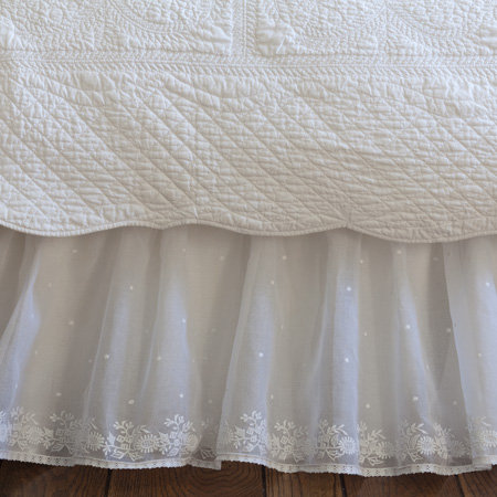 Daisy Dot Ruffled Bed Skirt, Queen, White