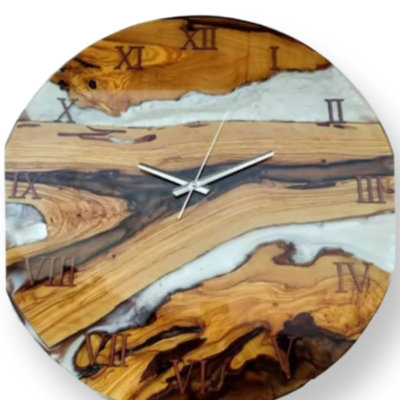 Horloge murale en bois
