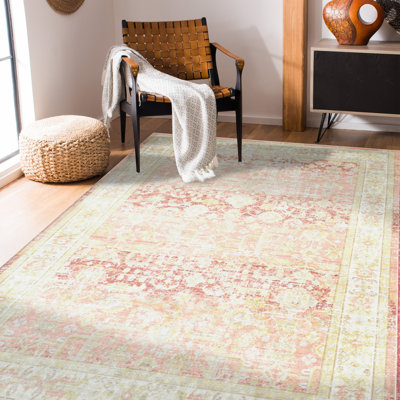 Tapis traditionnel à poils courts Brielle