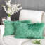 Coussin décoratif long en fausse fourrure, coussin d'appoint moelleux-1387759794-1387759797-1385087378