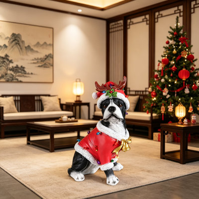 Charmante statue de Noël Boston Terrier en tenue de père Noël, parfaite pour les décorations et les fêtes festives