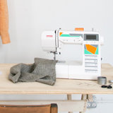Janome Computerized Electronic Sewing Machine
