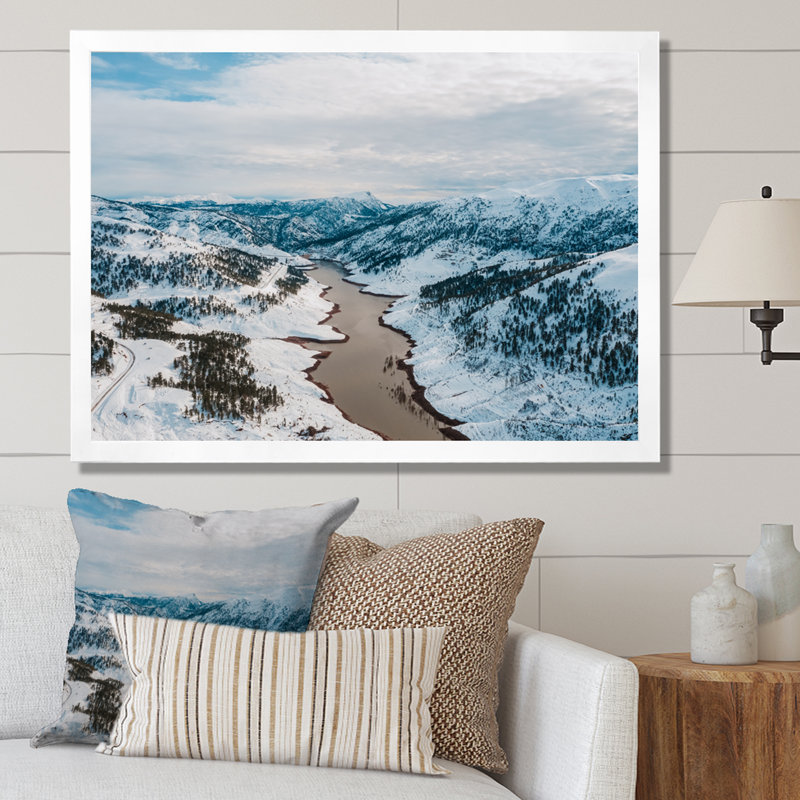 Impression sur toile Icy Alaskan Wilderness II, H 16 po x l 32 po x P 1 po, Cadre photo blanc