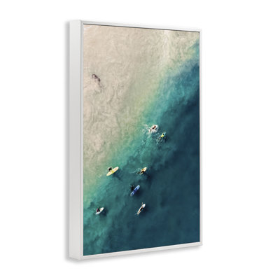 Surfers on Vivid Shore, estampe numérique par Nataly White