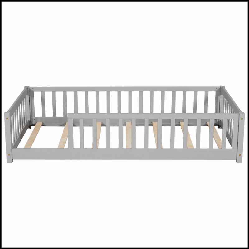 Lit plateforme robuste en pin et en bois d'ingénierie avec clôture pour une sécurité et une durabilité accrues, Gris
