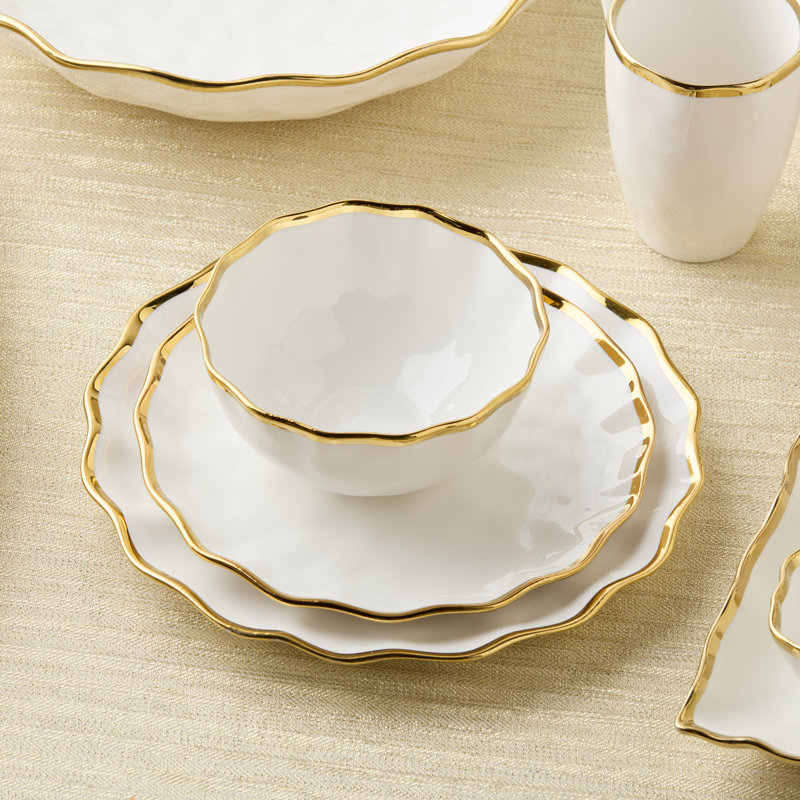 Set of 4 White Ceramic Mugs with Gold Trim, 18oz