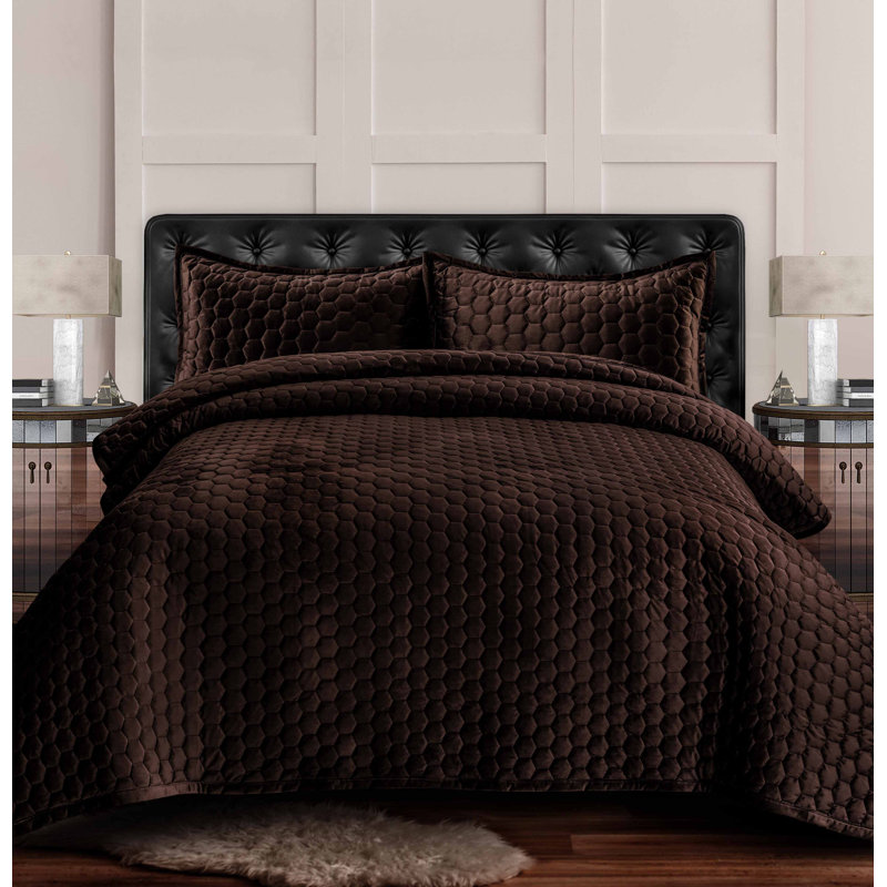 Lugano Quilt, King Quilt + 2 King Shams, Chocolate