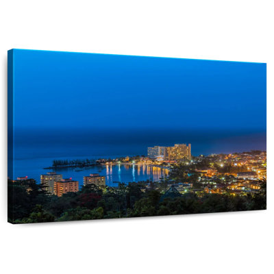 Gillard Ocho Rios At Night