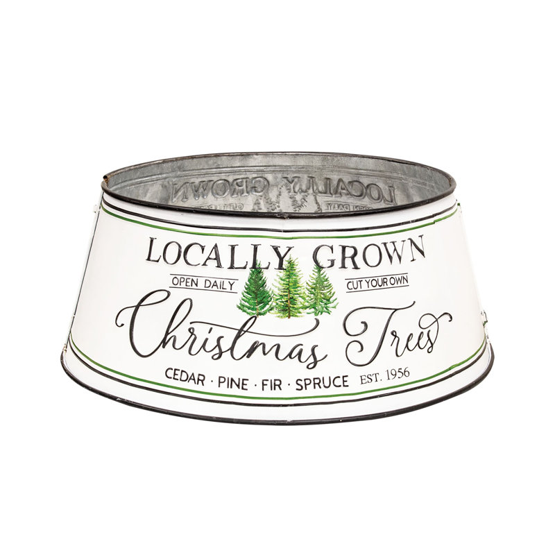 Colliers d'arbres de Noël cultivés localement