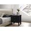Table de chevet transitionnelle élégante pour chambre à coucher