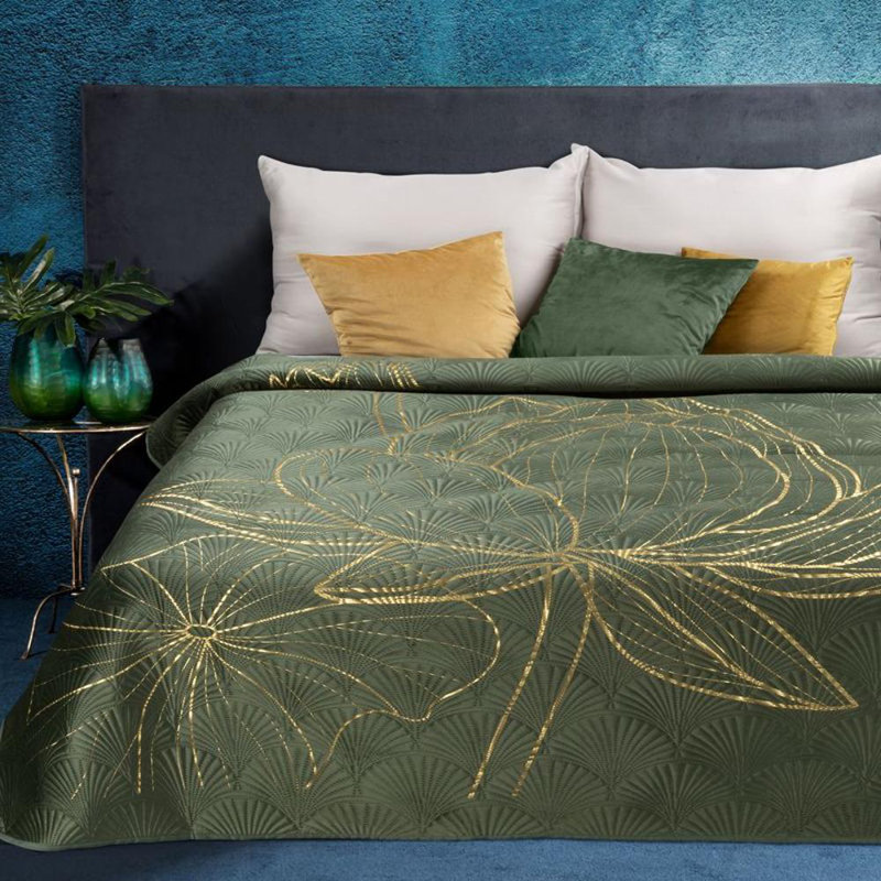 Bercht No Pattern Bedspread