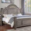 Grand lit contemporain gris, poteaux de lit cannelés, tête de lit à motif floral attrayant gris décontracté, tête de lit enchanteresse, bois massif-530104741